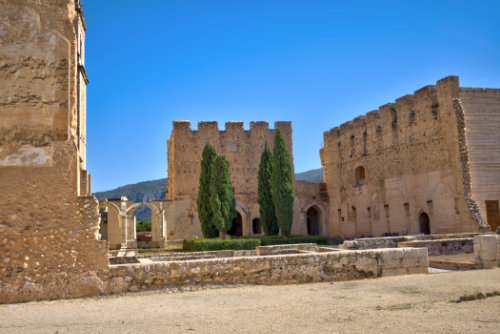 Vista del claustro del monasterio de la Valldigna